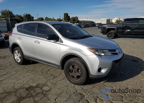 2015 Toyota Rav4 Le из США, поврежденный, VIN JTMZFREV6FD043810